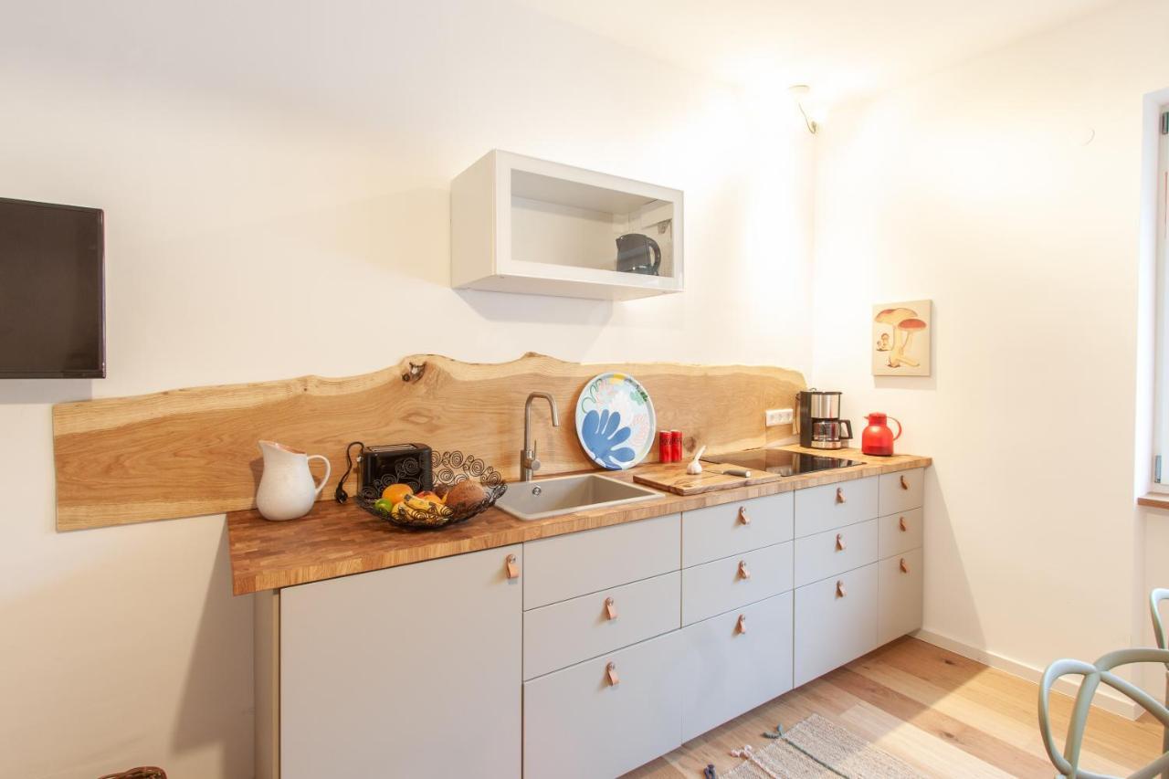 Juliusliving - Modernes Wohnen An Der Juliuspromenade Apartment เวิร์ซบวร์ก ภายนอก รูปภาพ